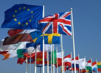 Растет волна слияний и поглощений банков Европы