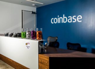 Coinbase предлагает награду за стейкинг ATOM