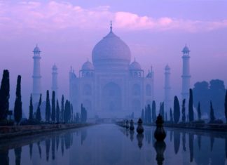 Cosmos, набирает обороты среди студентов в Индии